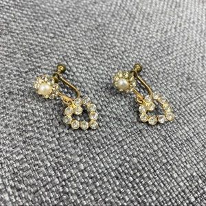 Vintage Heart Rhinestone Screw Back Earrings